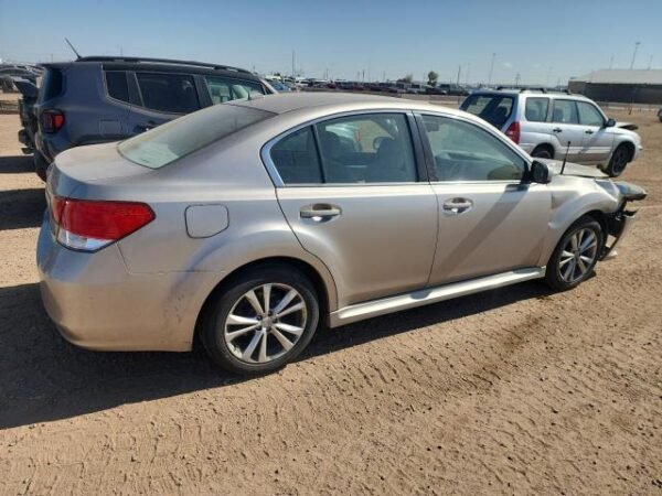 2014 SUBARU LEGACY 2.5I PREMIUM - Image 4