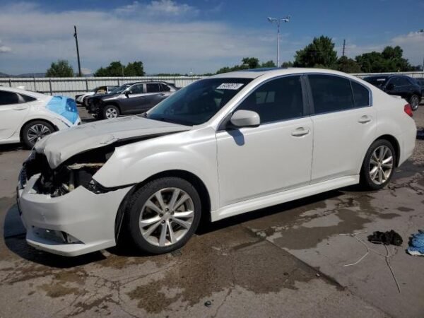 2013 SUBARU LEGACY 3.6R LIMITED