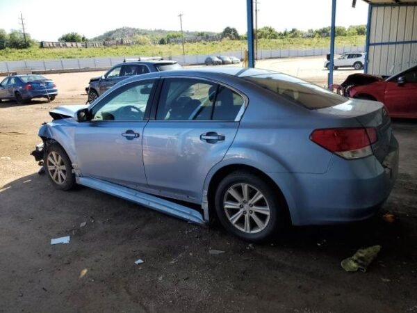 2010 SUBARU LEGACY 2.5I PREMIUM - Image 2