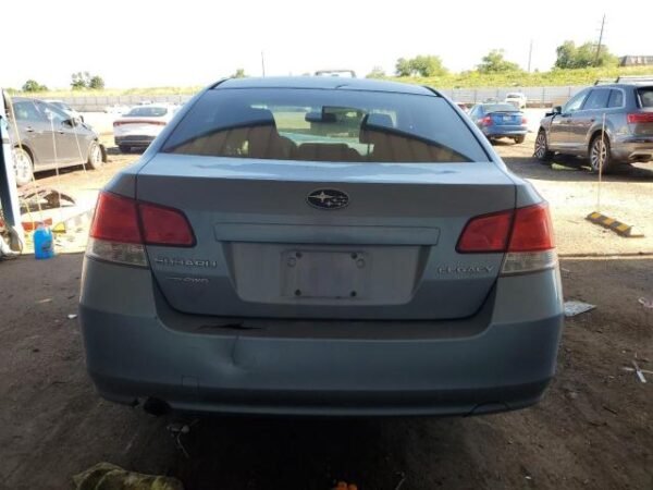 2010 SUBARU LEGACY 2.5I PREMIUM - Image 6