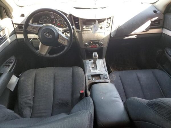2010 SUBARU LEGACY 2.5I PREMIUM - Image 8