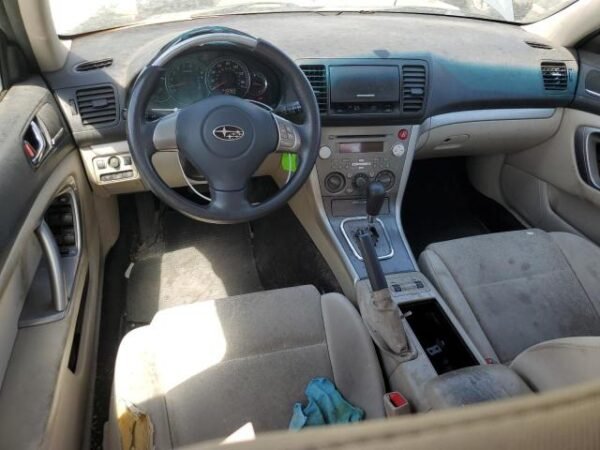 2009 SUBARU OUTBACK 2.5I - Image 8