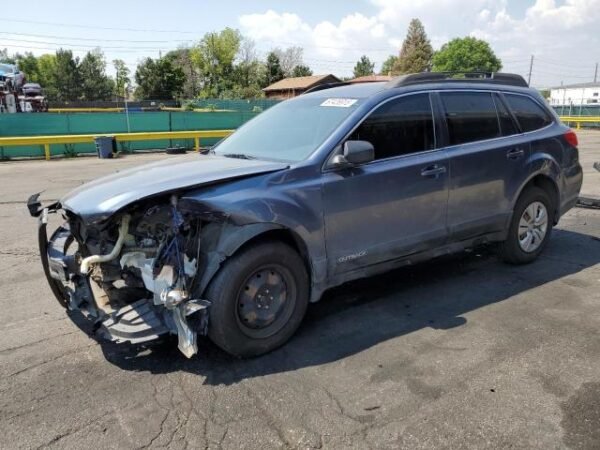 2013 SUBARU OUTBACK 2.5I