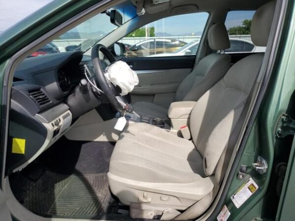 2010 SUBARU OUTBACK 2.5I PREMIUM - Image 8