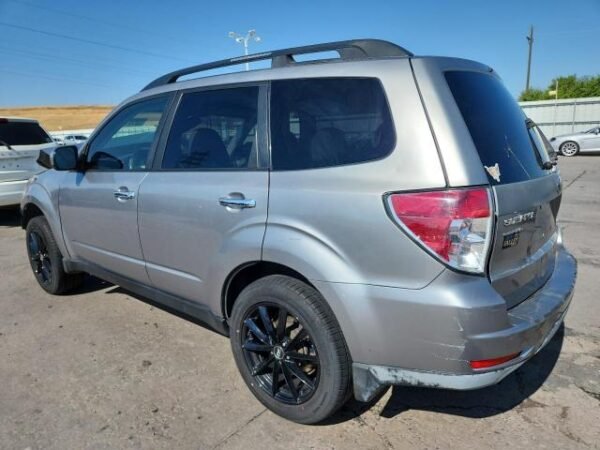 2010 SUBARU FORESTER 2.5X PREMIUM - Image 2