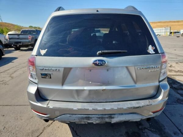2010 SUBARU FORESTER 2.5X PREMIUM - Image 6