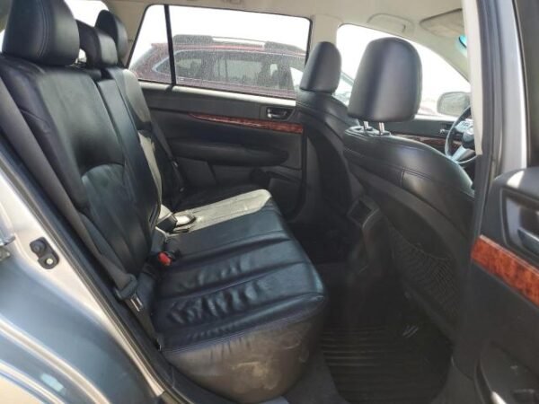 2011 SUBARU OUTBACK 2.5I LIMITED - Image 10