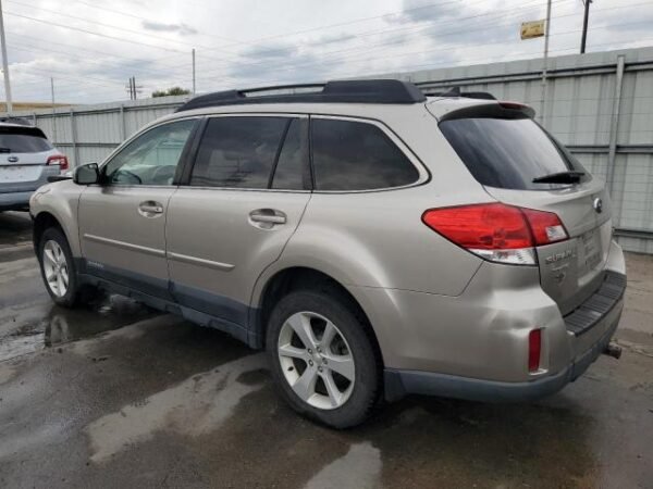 2014 SUBARU OUTBACK 3.6R LIMITED - Image 2
