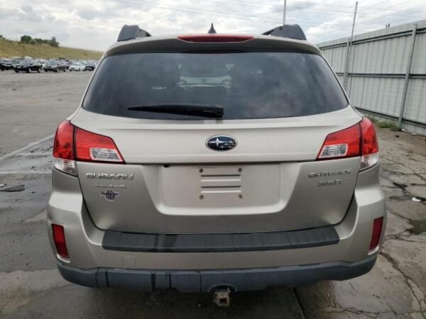 2014 SUBARU OUTBACK 3.6R LIMITED - Image 6