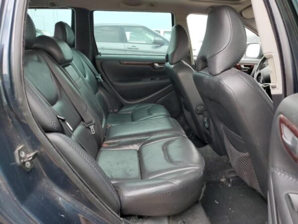 2007 VOLVO XC70 - Image 11