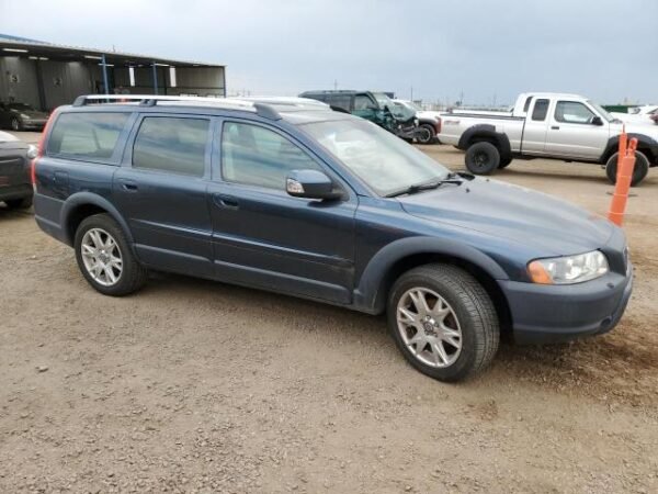 2007 VOLVO XC70 - Image 4