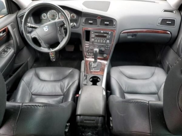 2007 VOLVO XC70 - Image 8