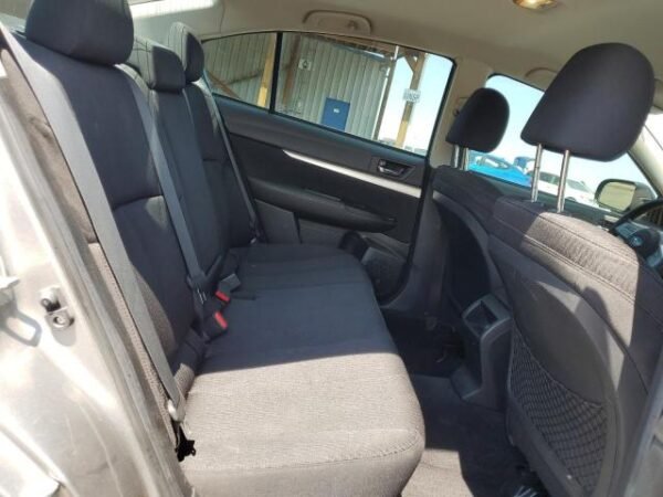 2011 SUBARU LEGACY 2.5I - Image 10