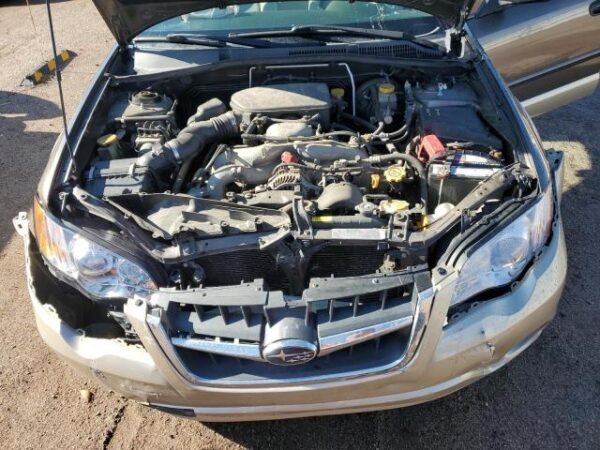 2008 SUBARU OUTBACK - Image 12