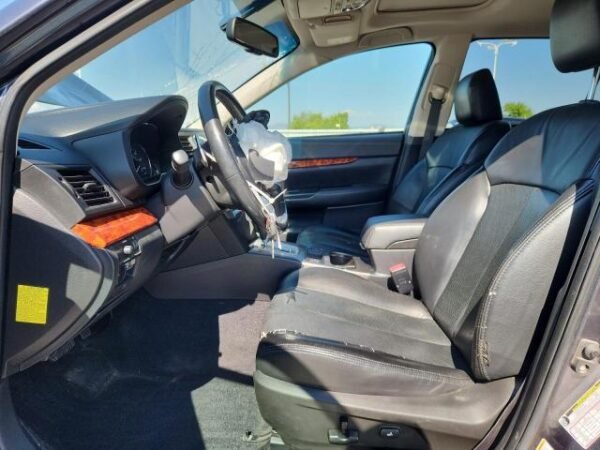2010 SUBARU OUTBACK 2.5I LIMITED - Image 7