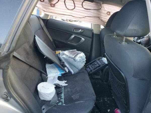 2009 SUBARU OUTBACK 2.5I - Image 10