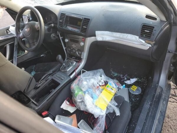 2009 SUBARU OUTBACK 2.5I - Image 8