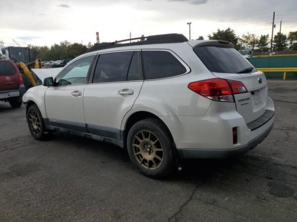 2013 SUBARU OUTBACK 2.5I LIMITED - Image 2