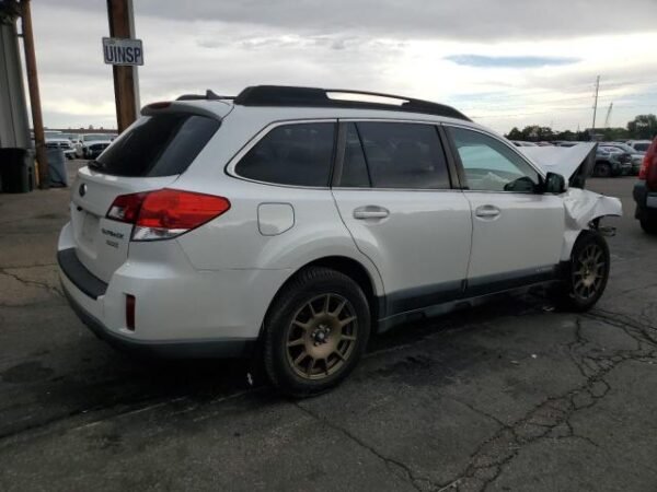 2013 SUBARU OUTBACK 2.5I LIMITED - Image 3