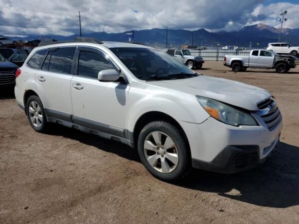 2010 SUBARU OUTBACK 2.5I LIMITED - Image 4