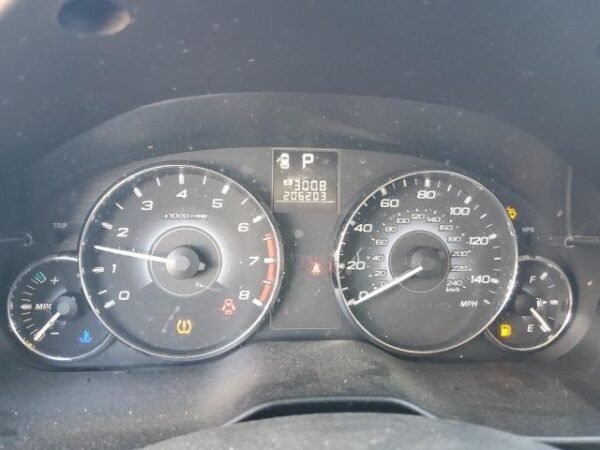 2010 SUBARU OUTBACK 2.5I LIMITED - Image 9
