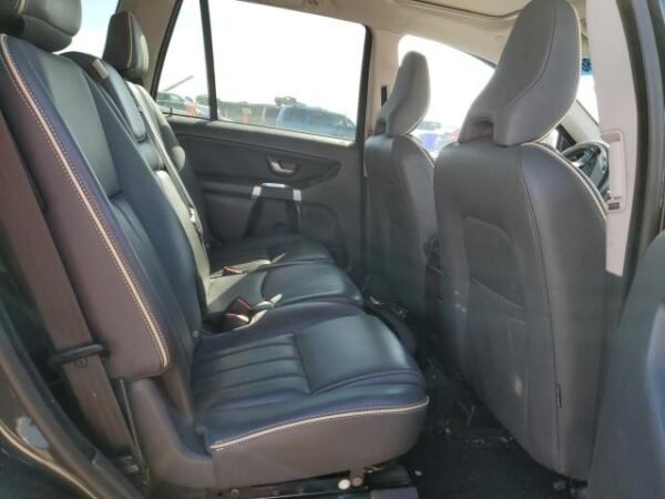 2013 VOLVO XC90 3.2 - Image 11