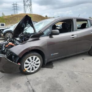 2016 NISSAN LEAF S